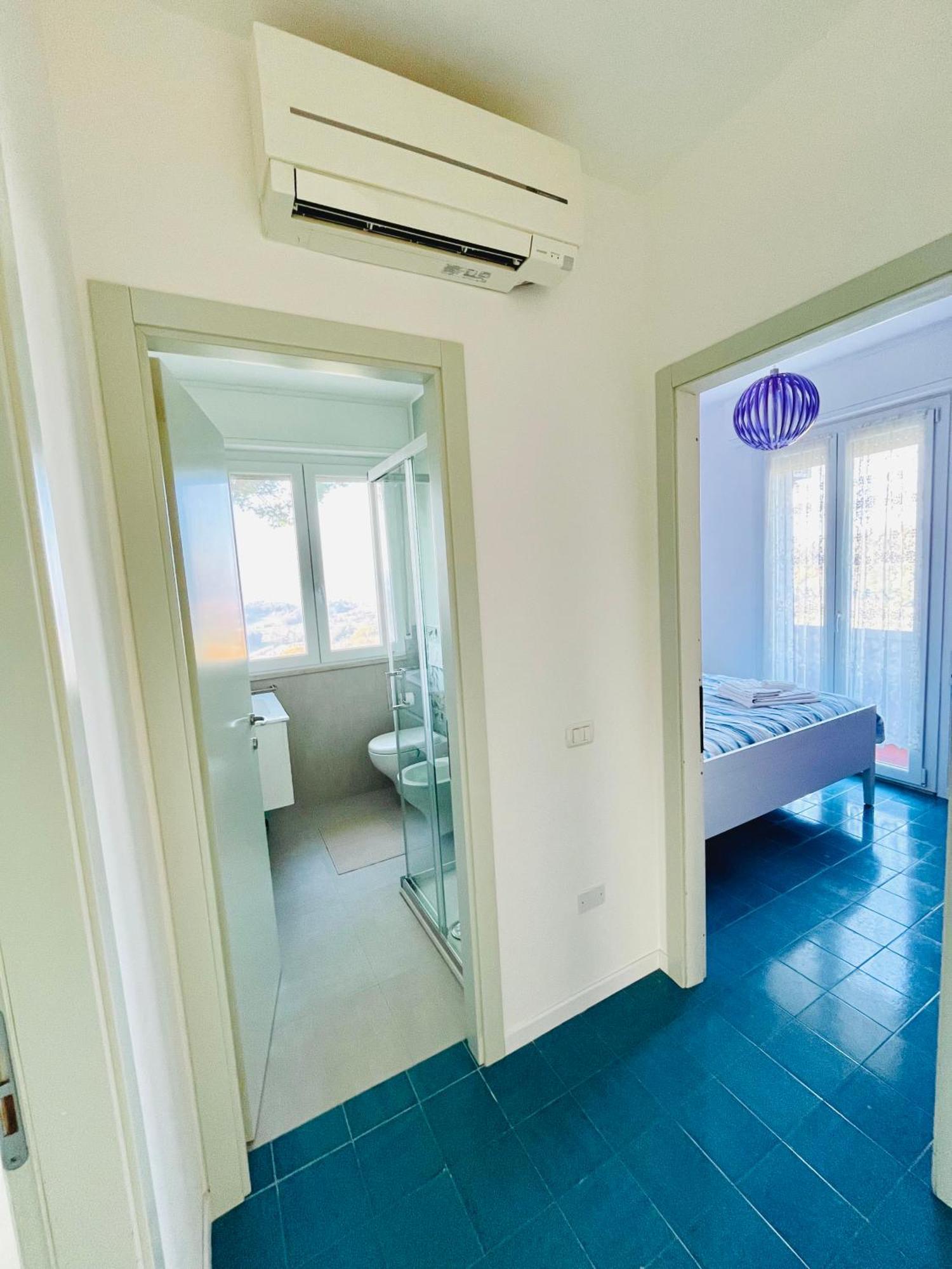 Appartamenti Pesaro Mare Ledimar Ngoại thất bức ảnh
